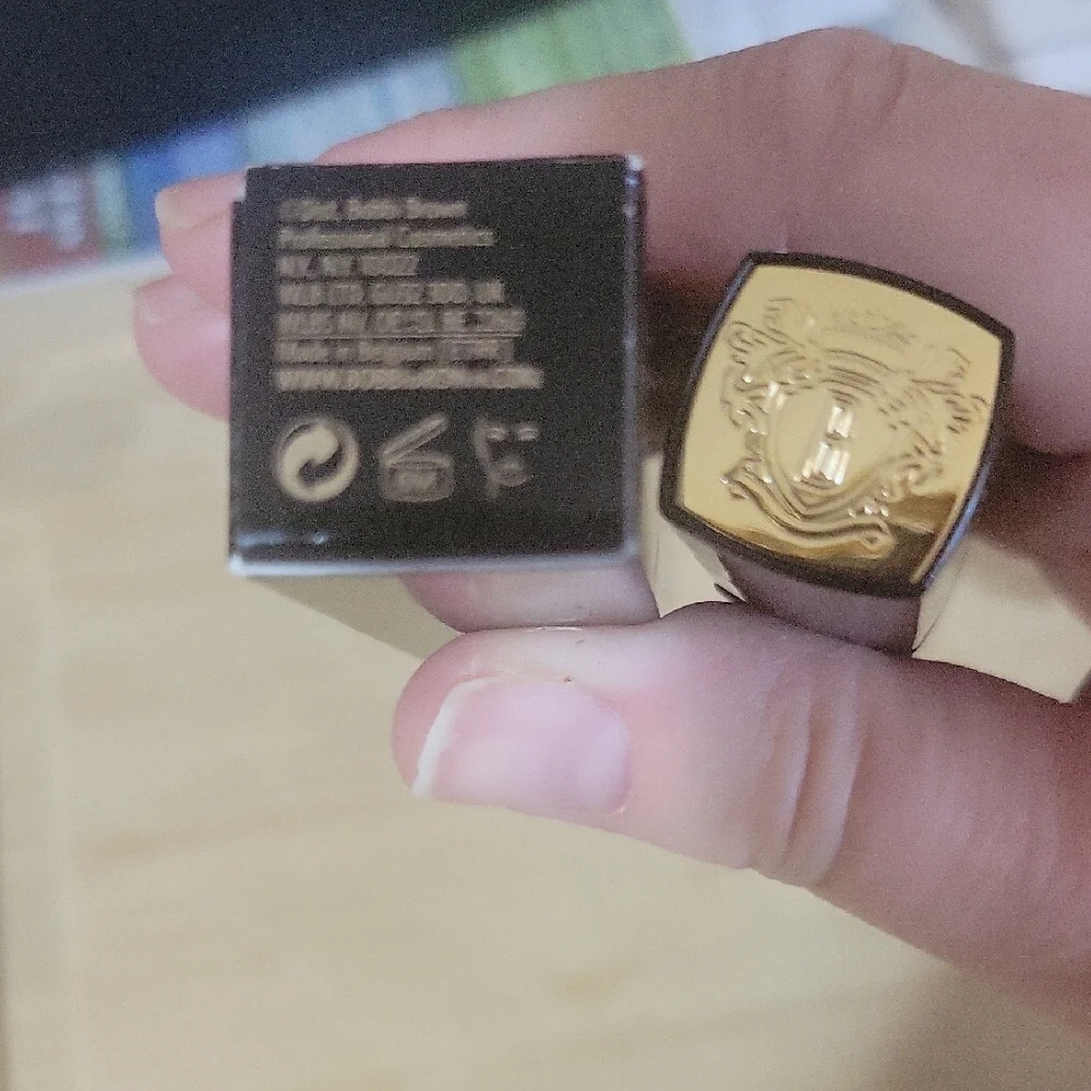 Bobbi Brown Cream Concealer - Picture 6 of 6